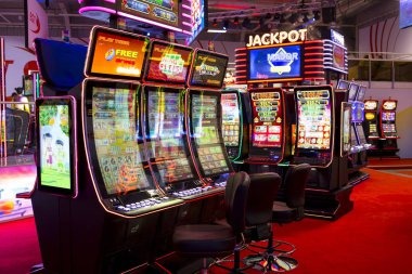 5000 slot Aviator: The Crash Game That Moves